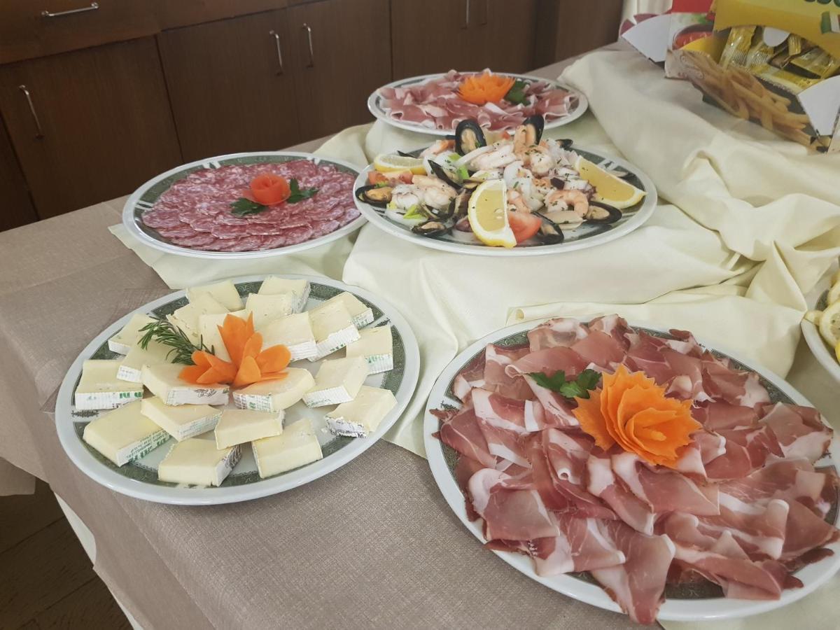 阿雷特雷百特酒店 圣卡特琳娜瓦尔夫 外观 照片