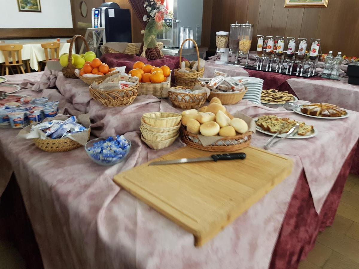 阿雷特雷百特酒店 圣卡特琳娜瓦尔夫 外观 照片